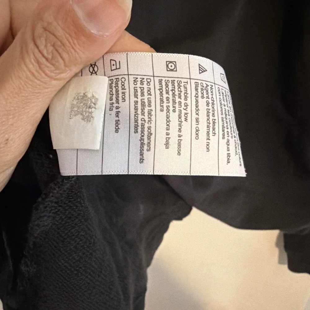 Carhartt tangle loose fit Youth 12-14 Zip Up Sweater black full zip